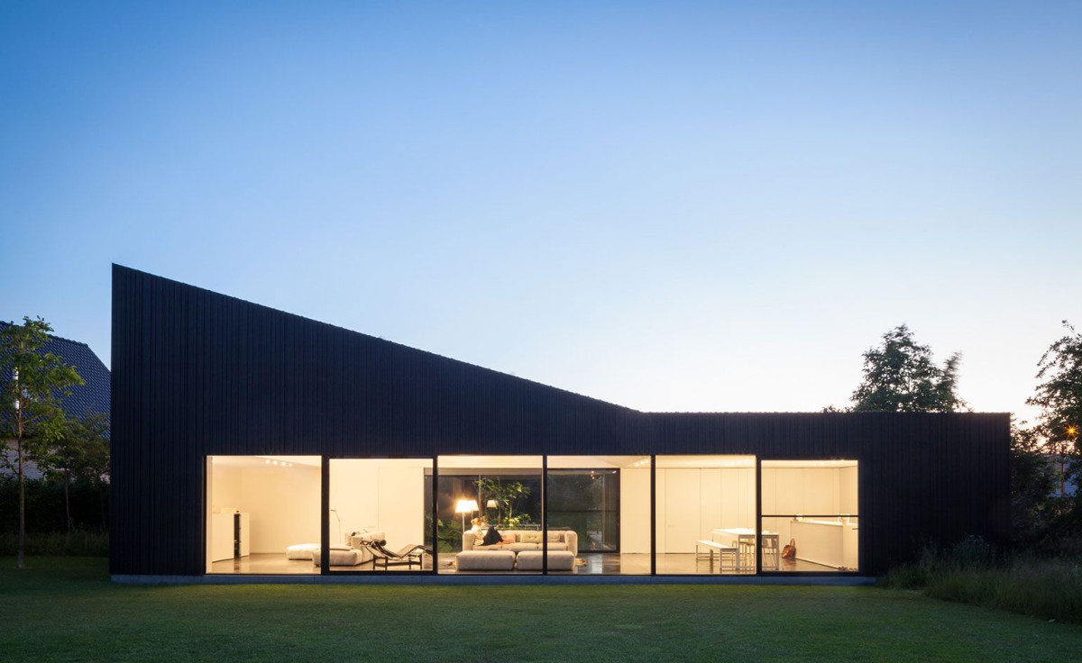 bruno vanbesien architects . House TV . AFFLIGEM