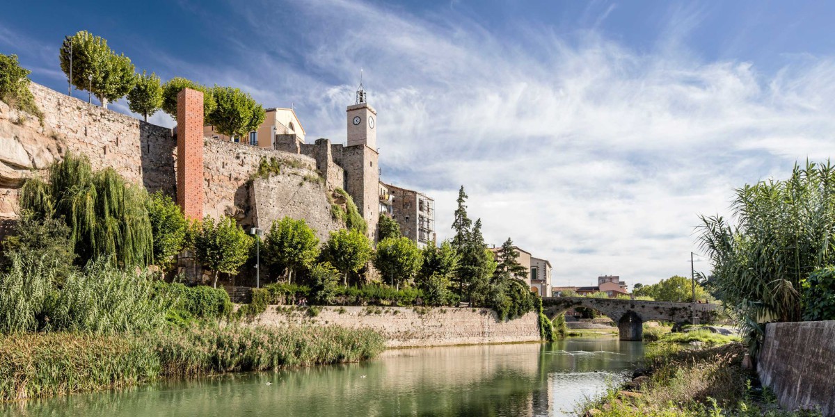 Carles Enrich . Nuevo acceso al centro histórico . Gironella (1)