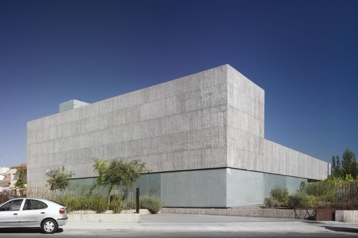 Daniel Jiménez + Jaime Olivera . Center of Research, Development and Innovation . Badajoz (1)