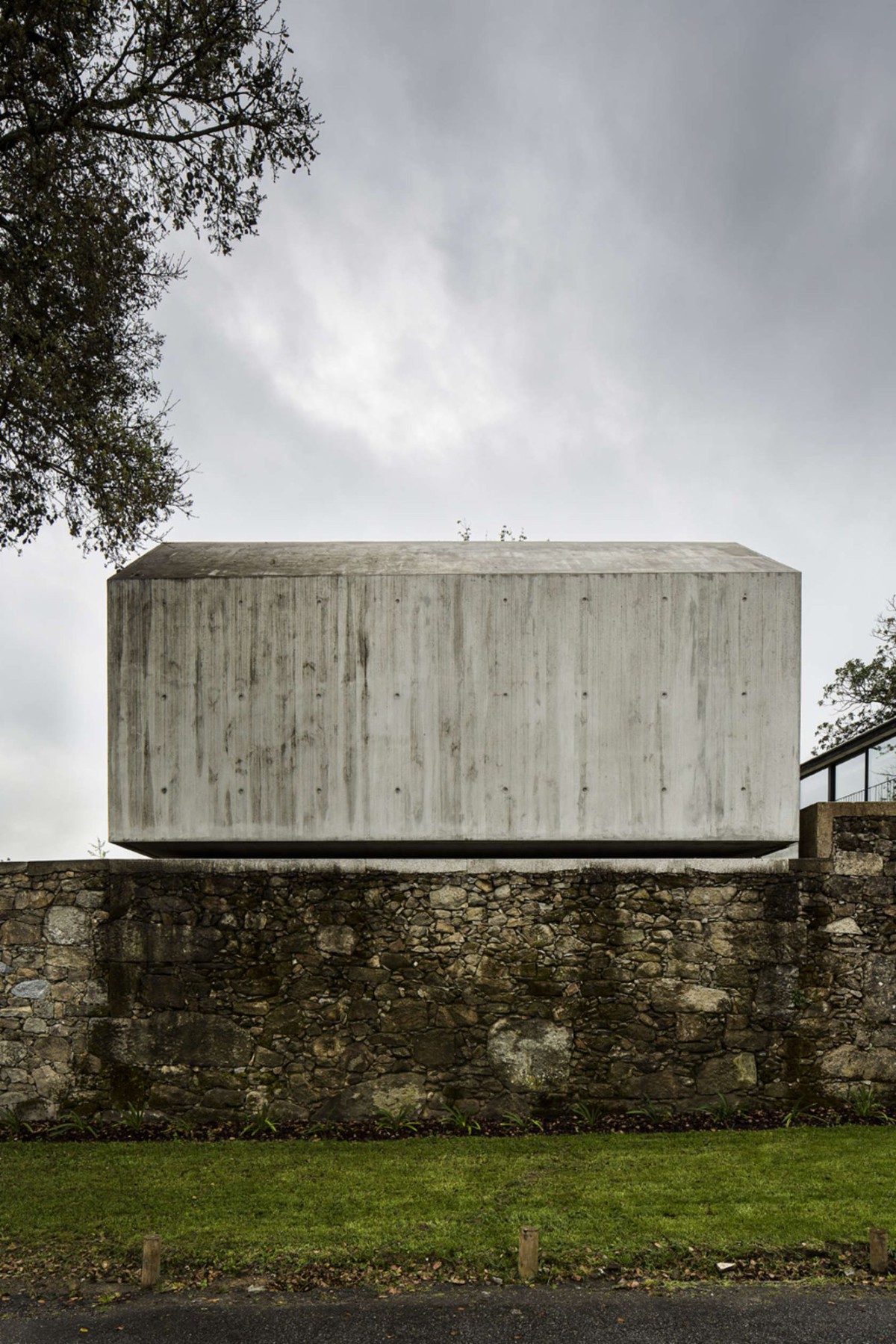 AZO . The Dovecote . Braga (1)