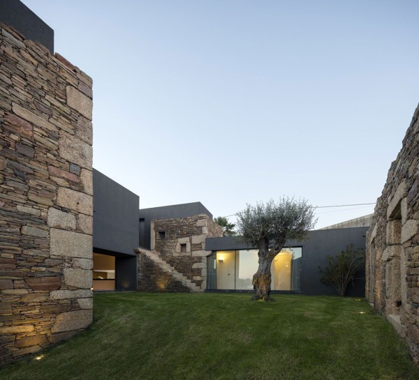 And-Re . Vigario house . Paredes (4) – a f a s i a