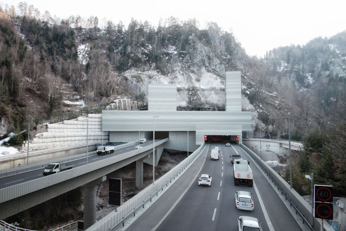 Hertl . Karawanken Tunnel North Portal. Vienna (1)