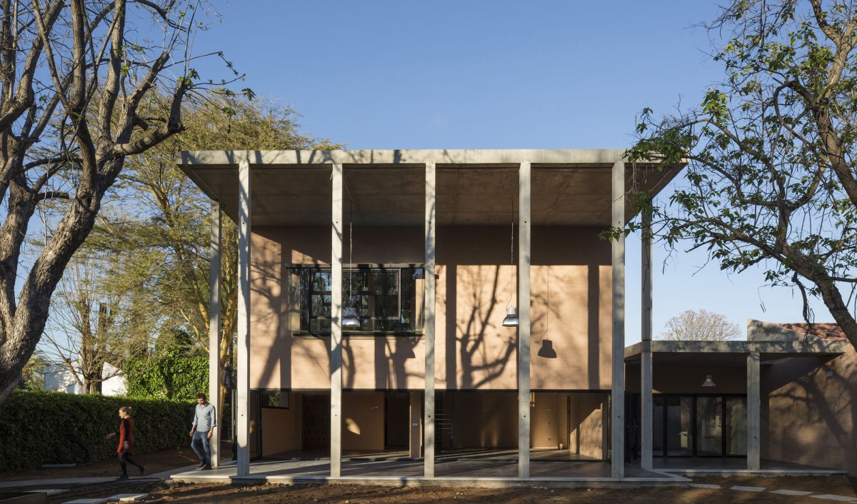 Canales Lombardero . Perea Borobio House .  Sevilla (4)