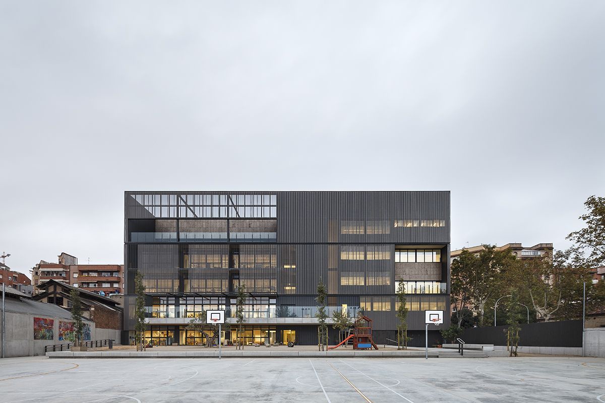 Roger Méndez . Escola dels Encants . Barcelona (1)