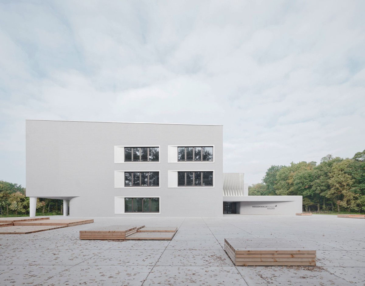 wulf . Hessenwald School . Weiterstadt (1)