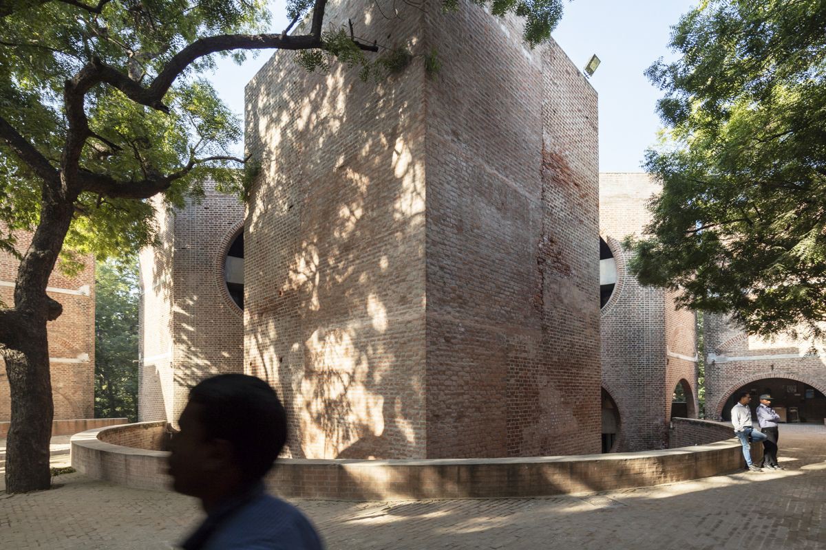 Louis Kahn . Indian Institute of Management . Ahmedabad  (1)