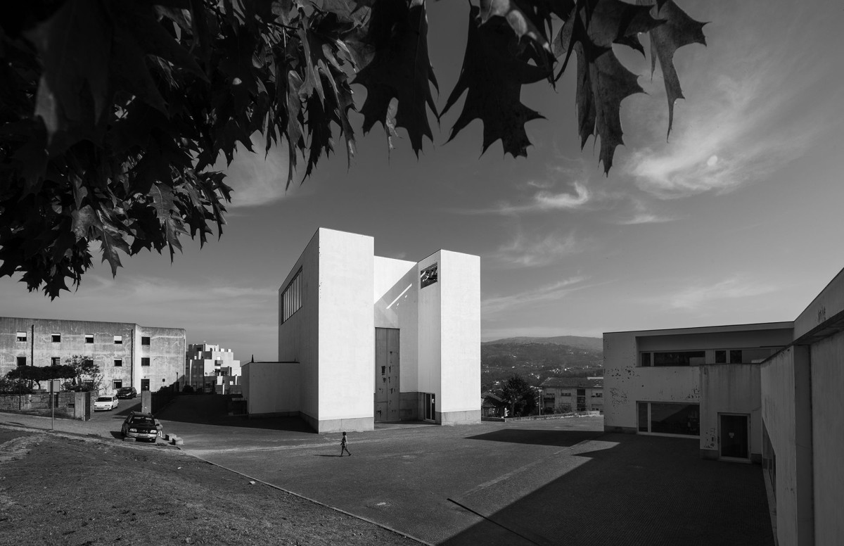 Álvaro Siza . Santa Maria Church . Marco de Canaveses (1)