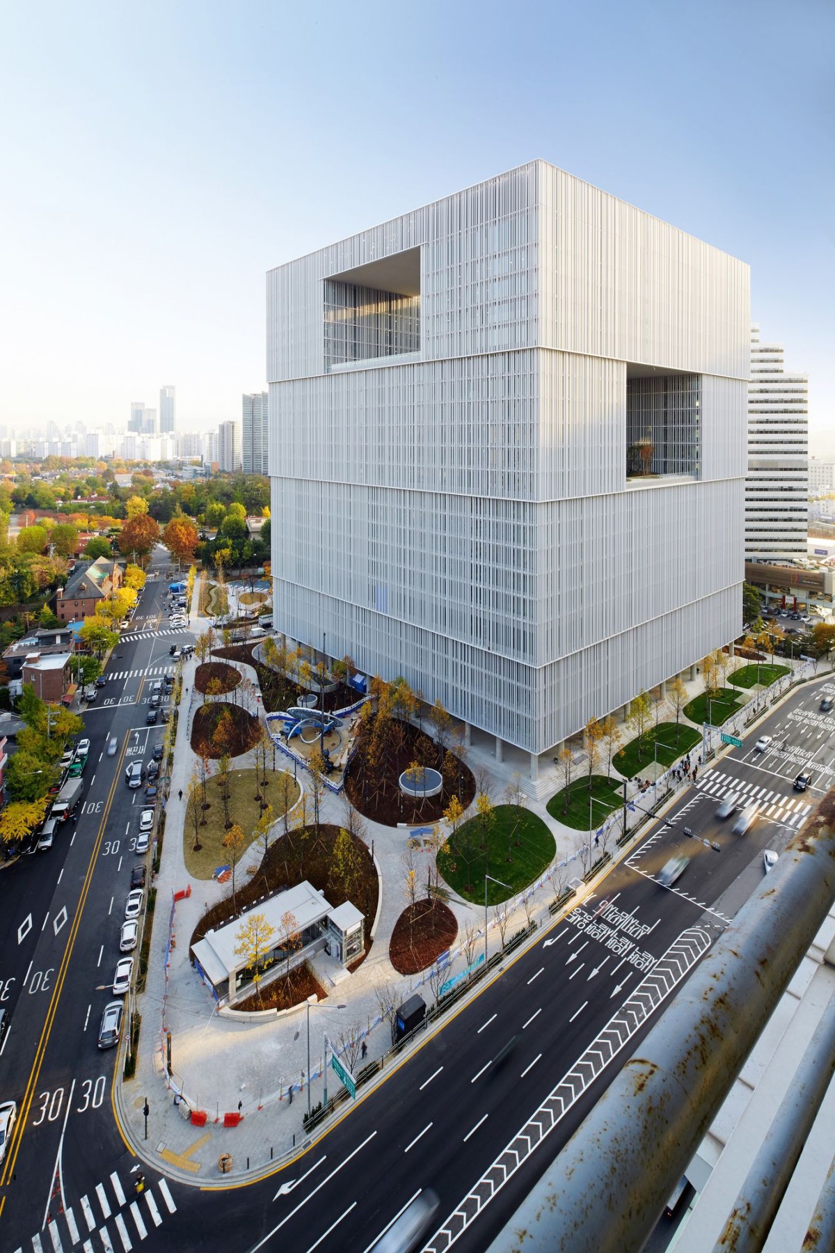 David Chipperfield . Amorepacific headquarters . Seoul (1)