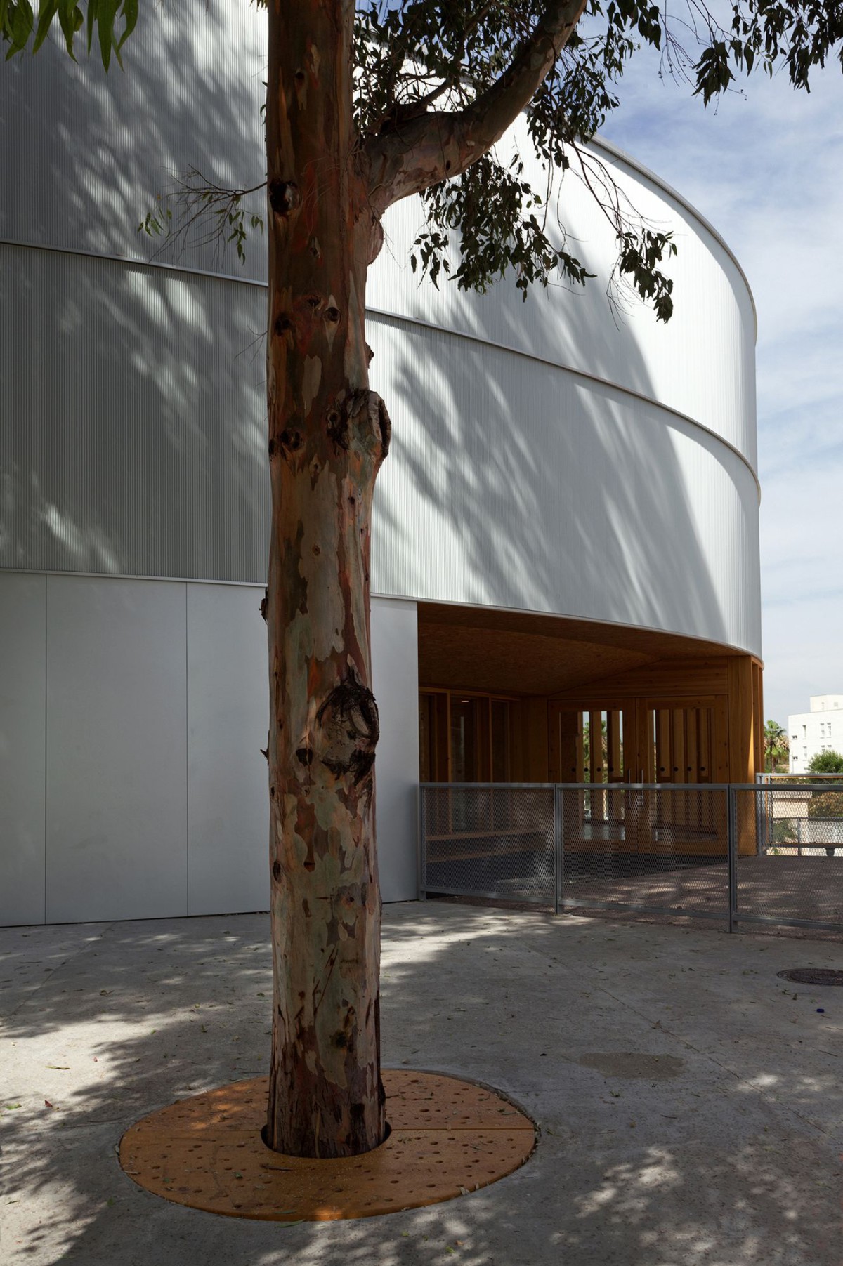 Orts-Trullenque . NUEVA SALA POLIVALENTE DEL LICEO FRANCÉS . VALENCIA (1)