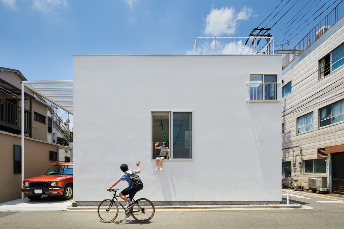 Takeshi Hosaka . Balcony House . Taitō (1)