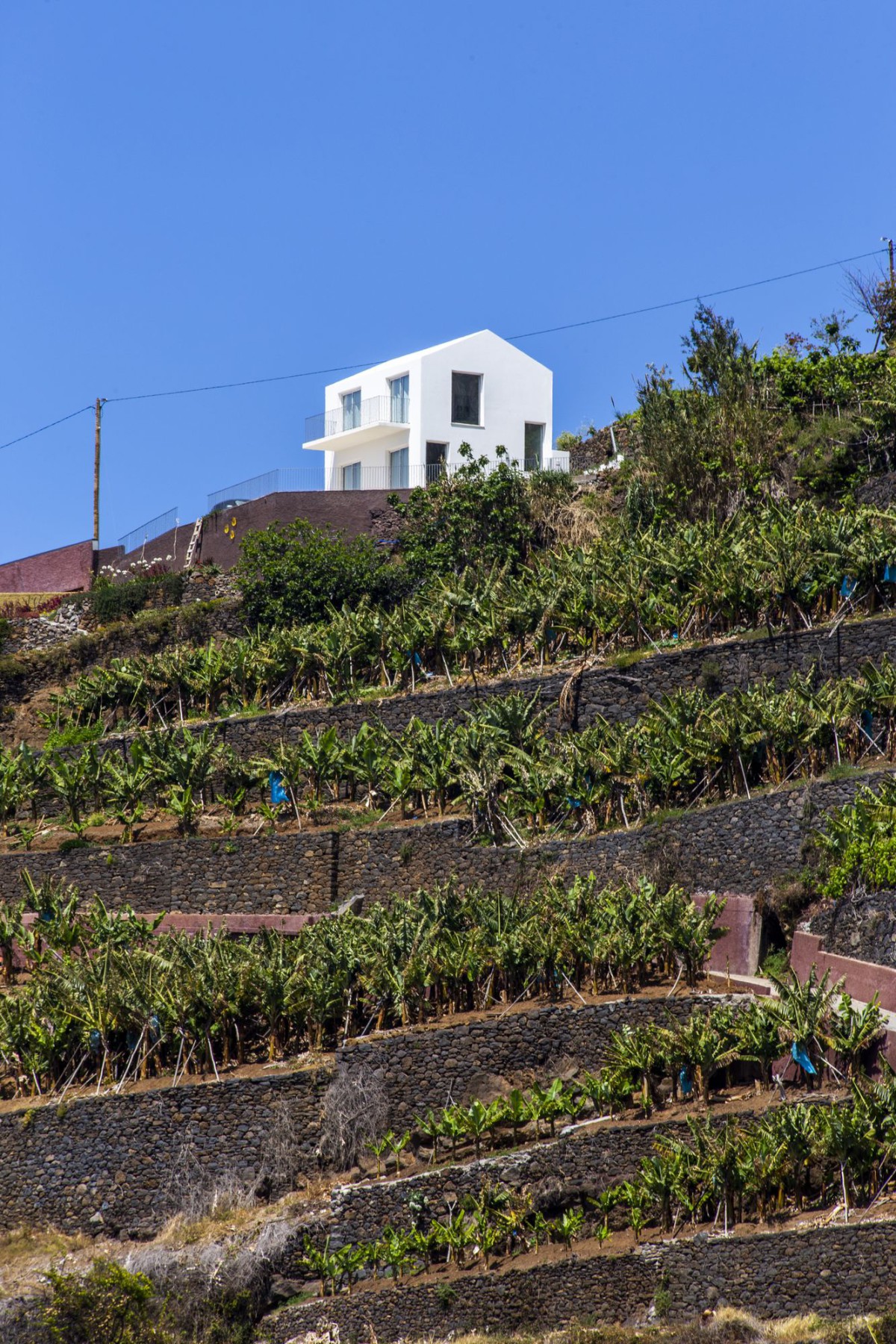 AA.arquitectos . House in Jungão . Ponta do Sol afasia (2)