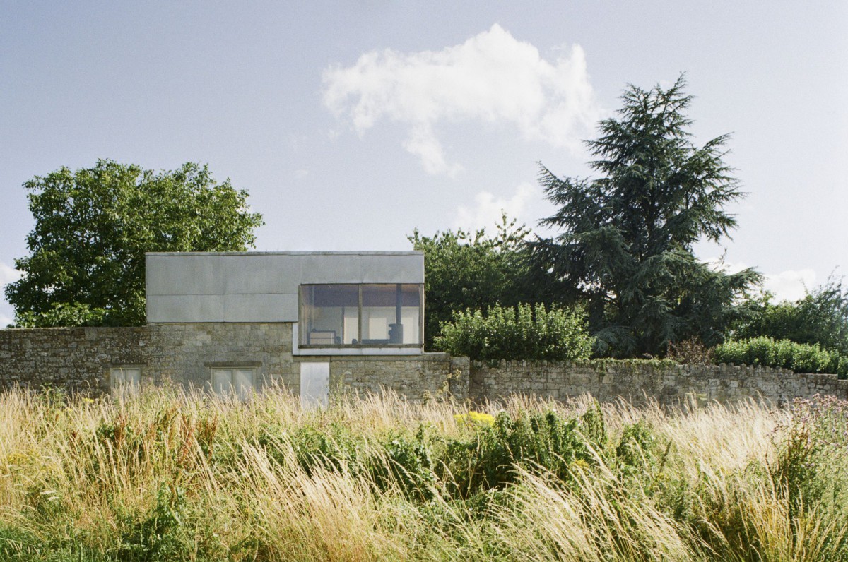 Alison and Peter Smithson . Upper Lawn Pavilion . WILTSHIRE afasia (1)