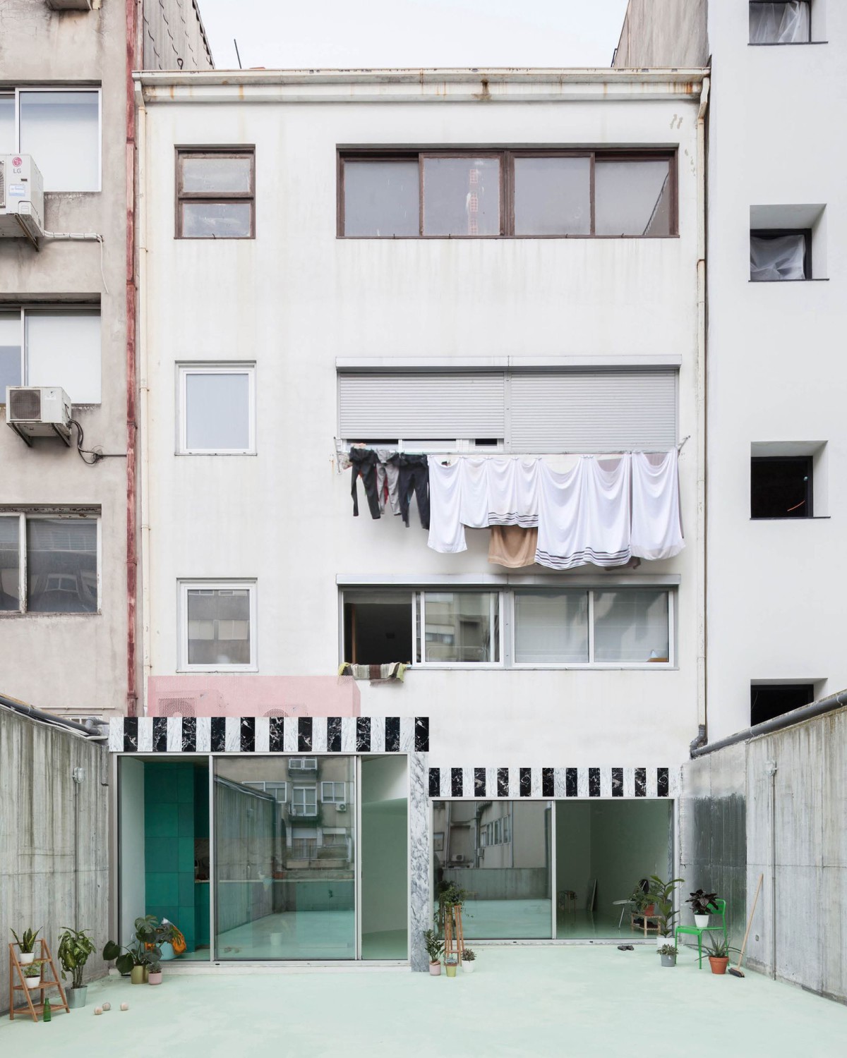 afasia Fala Atelier . apartment on a mint floor . porto (1)