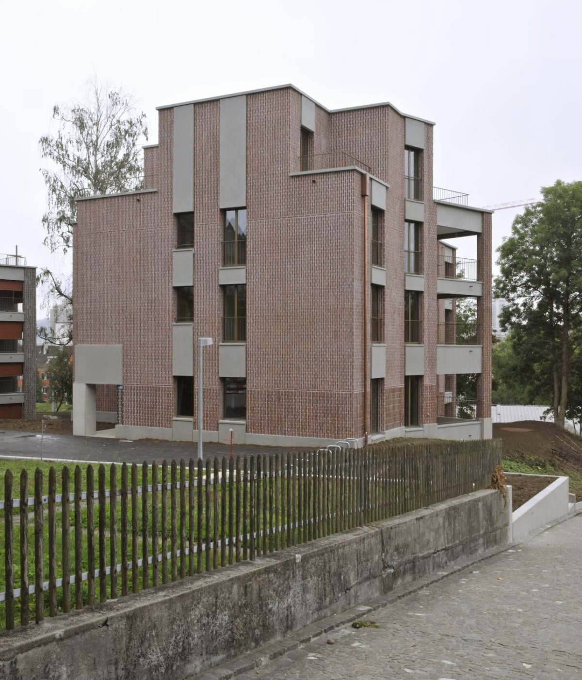 sergison bates . seebach housing . zurich afasia ' (1)