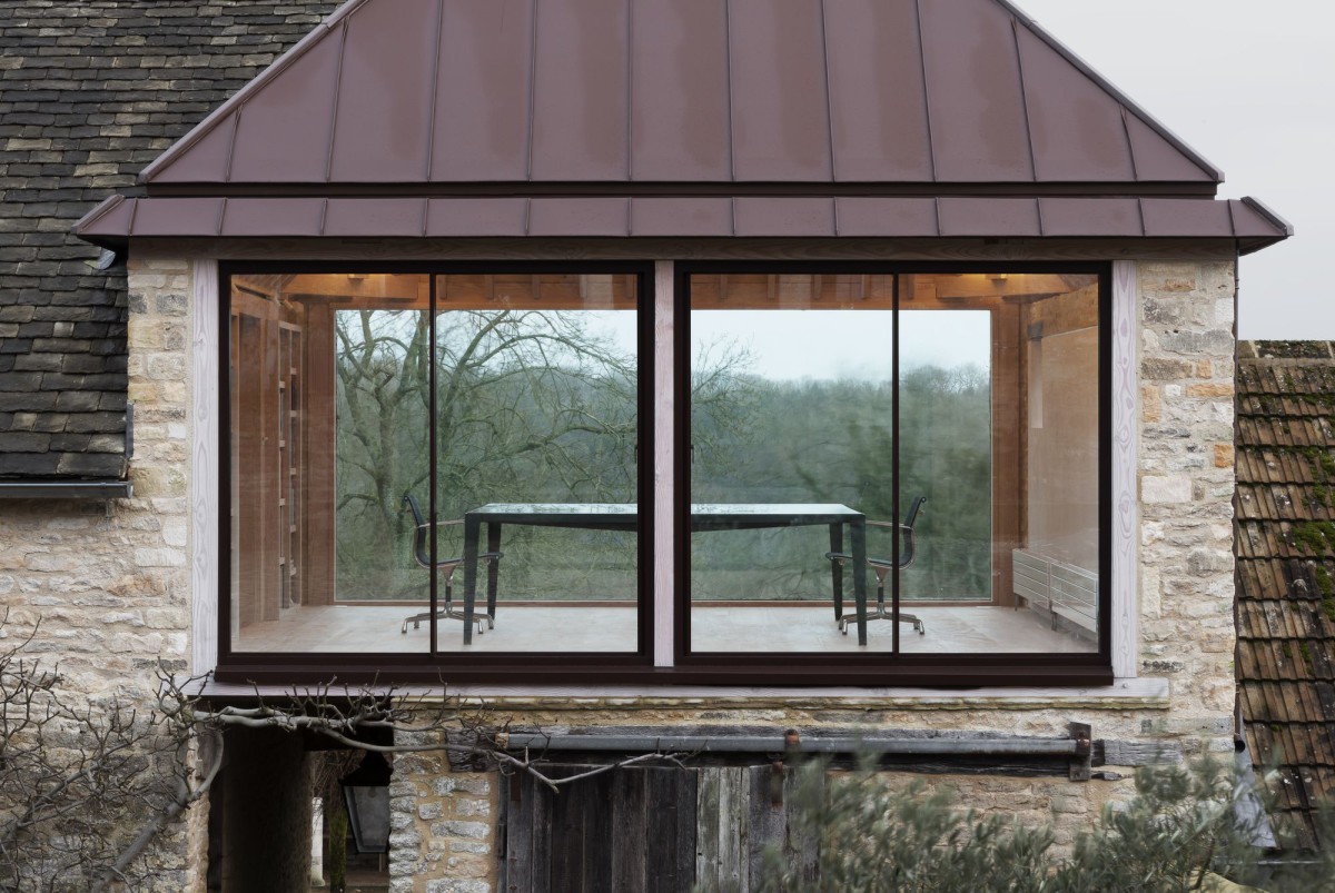 Richard Parr . office extension . Cotswolds afasia (1)