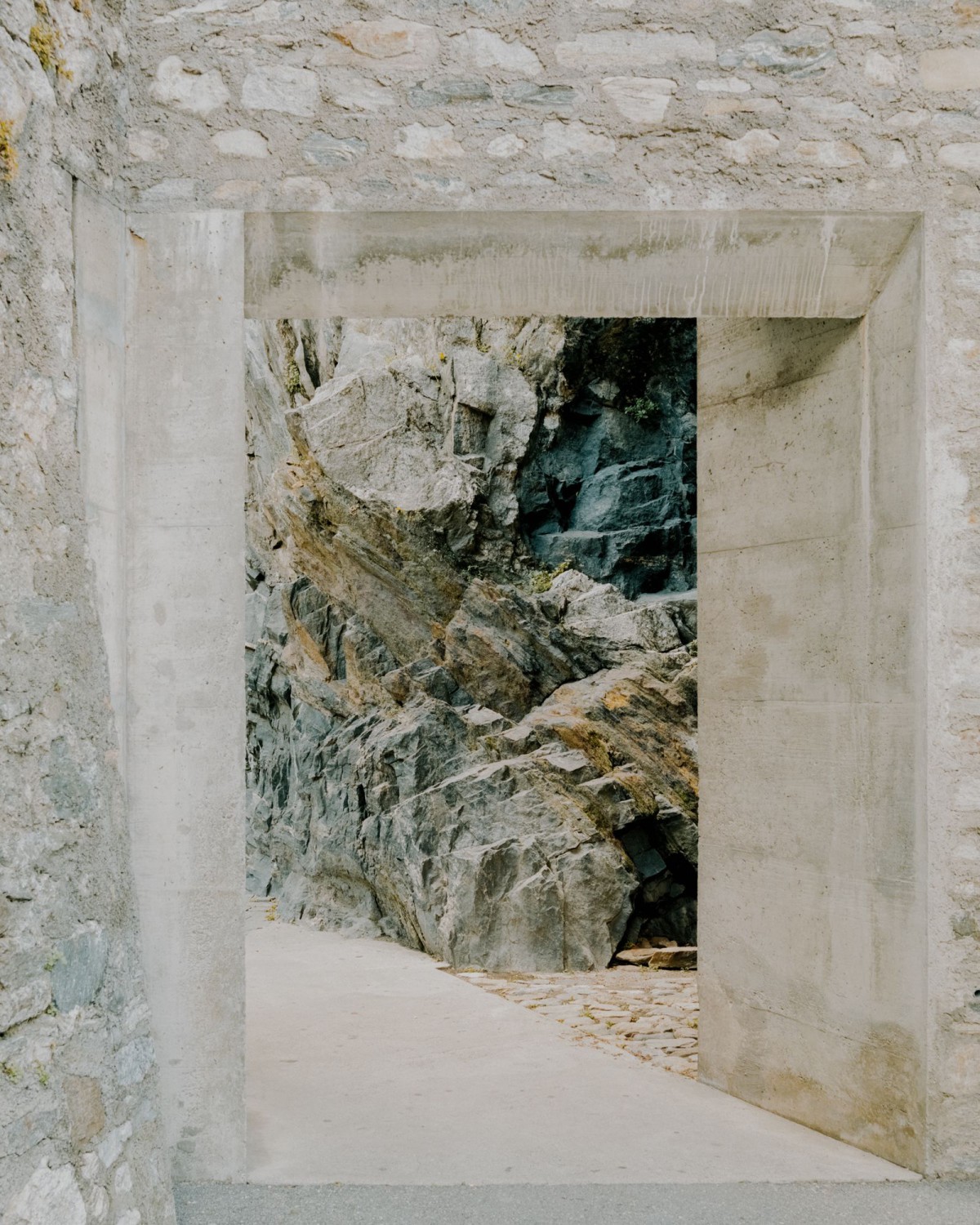 Aurelio Galfetti . Castelgrande . Bellinzona afasia (1)