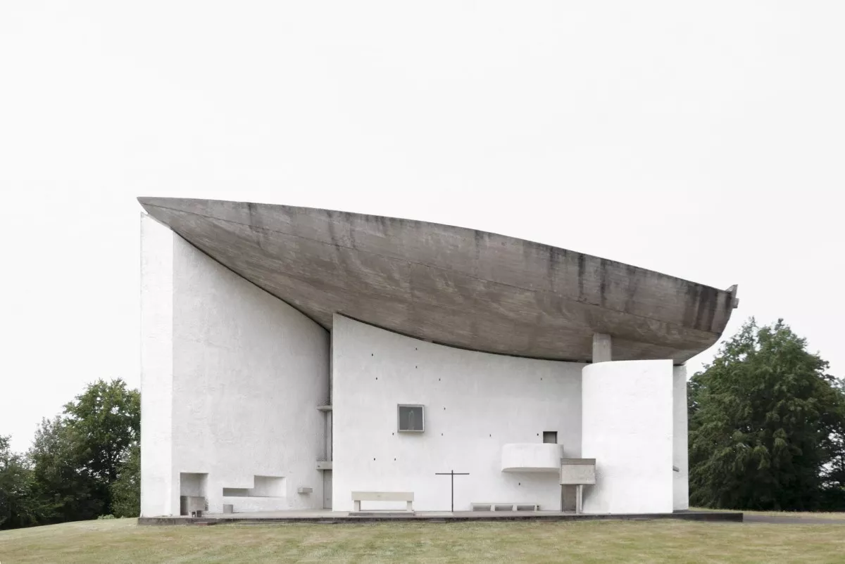 Le Corbusier . Chapelle Notre-Dame du Haut . Ronchamp afasia (1)