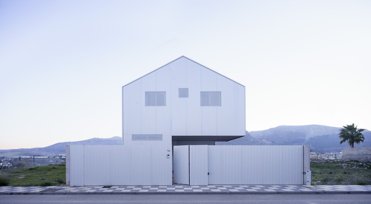 Fresneda & Zamora . Casa Armadillo . LOJA Javier Callejas afasia (1)