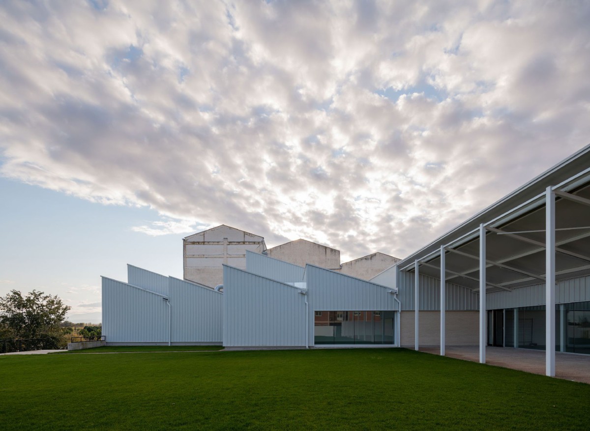 Blasco y Esparza . nuevo Polideportivo . Murchante Pedro Pegenaute afasia (1)