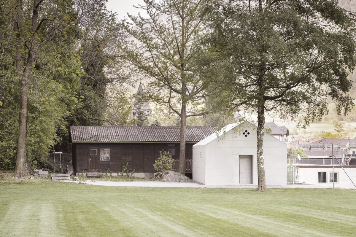 Fournier Maccagnan . Pavilion and  locker room .  Saint-Maurice afasia (1)