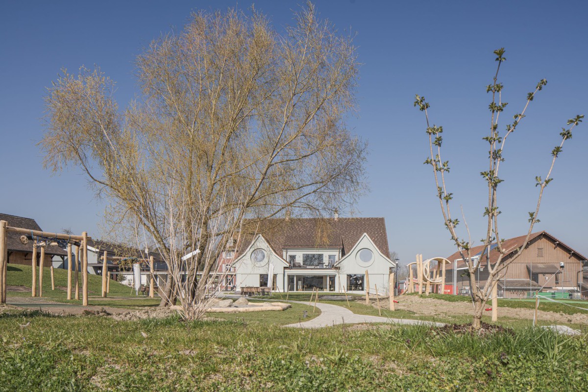 Studio Roth . SPECIAL SCHOOL AND MULTI-PURPOSE HALL BERNRAIN . Kreuzlingen Andreas Buschmann afasia (1)