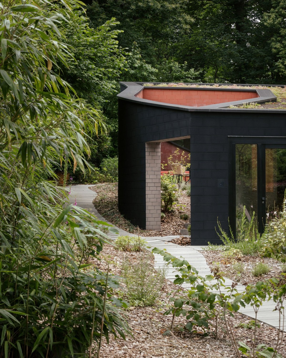 Bovenbouw Architectuur . Weekend House. Bazel Stijn Bollaert afasia (1)