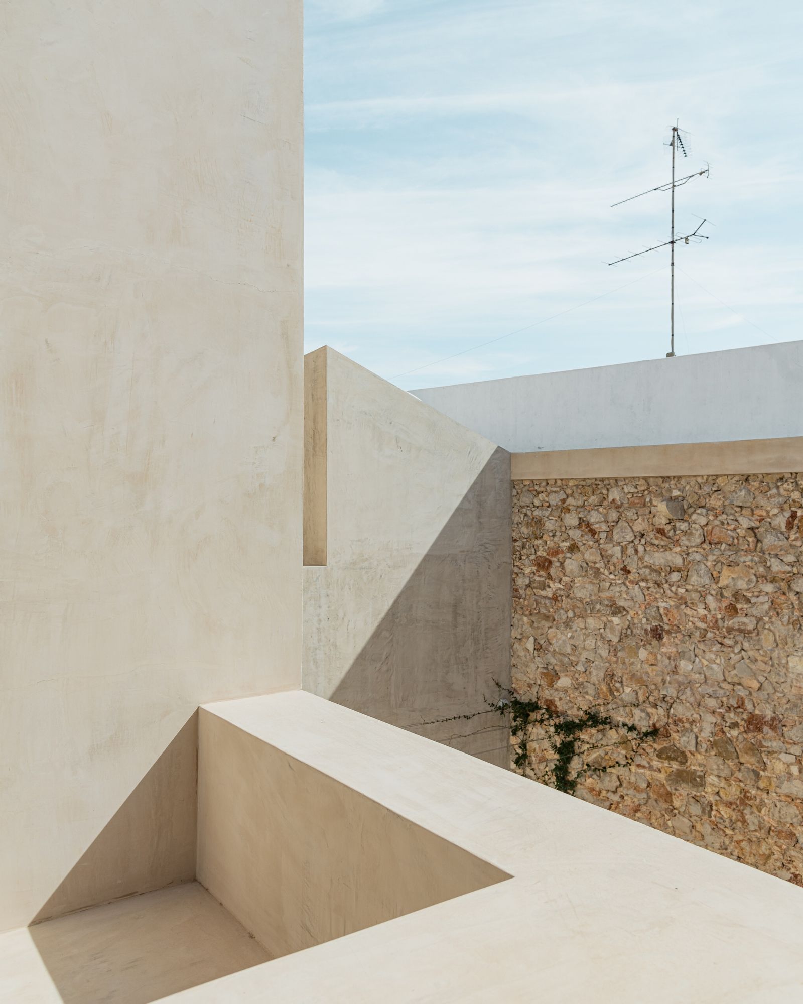 Estudio ODS . House at Rua João da Rosa . Olhão Frederico Martinho ...